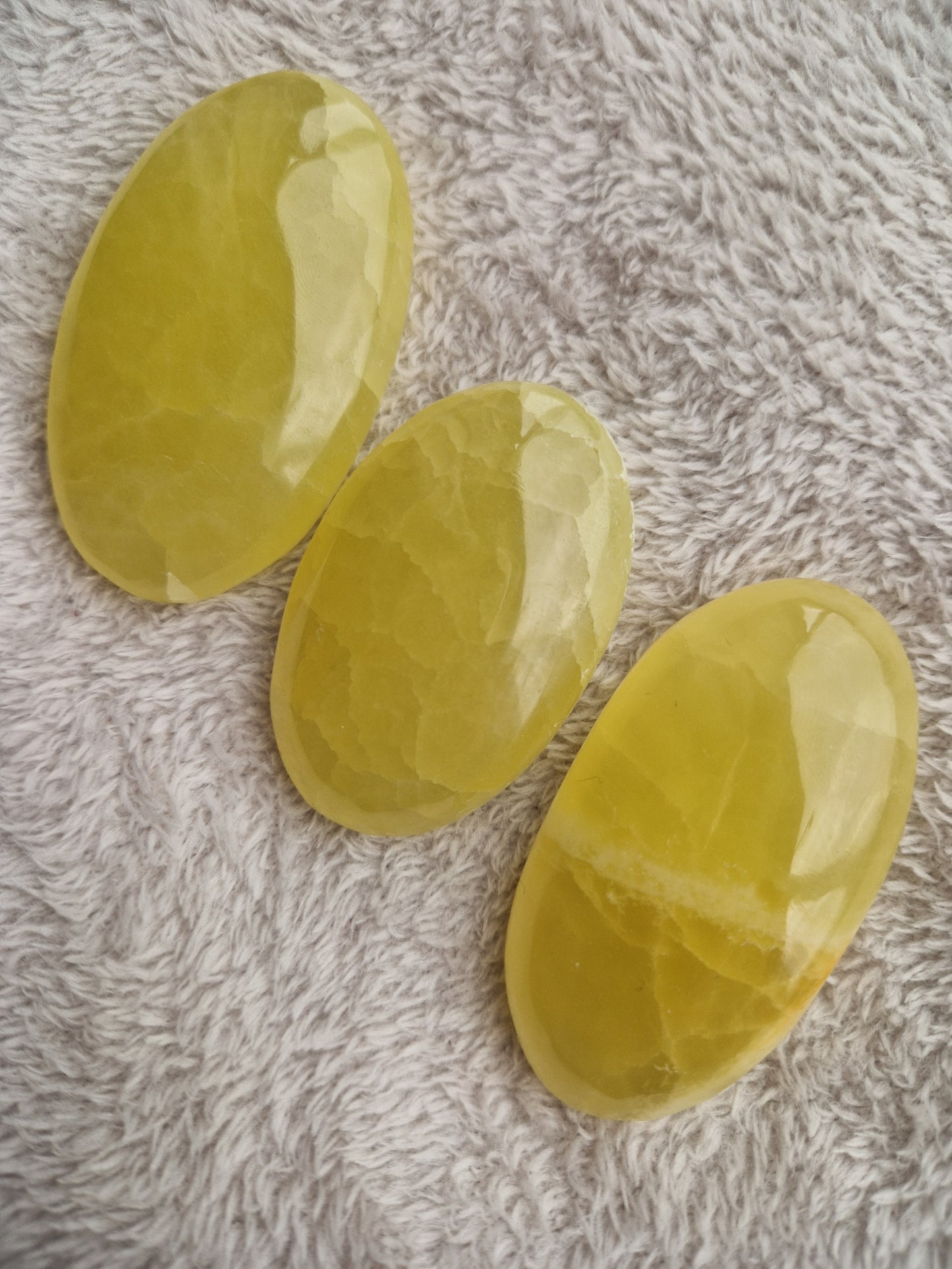 Lemon Calcite Palmstones